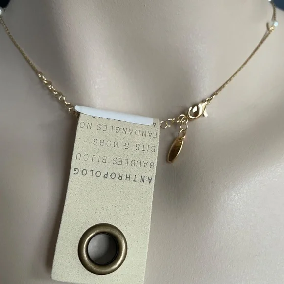 ANTHROPOLOGIE  Spaced Pearl Y-Neck Necklace - Ivory NWT - Picture 5 of 6